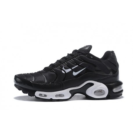 Air Max Plus Tn Mens Black and White Shoes